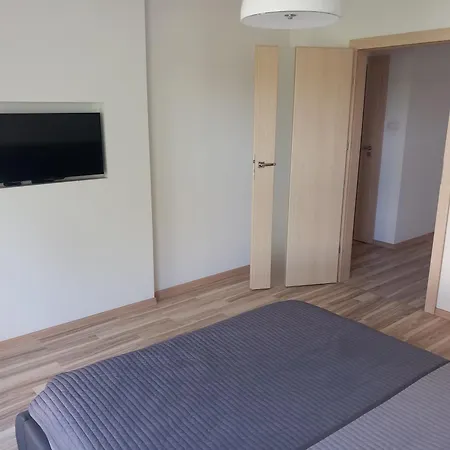 Solaris Park Z Basenem Apartment