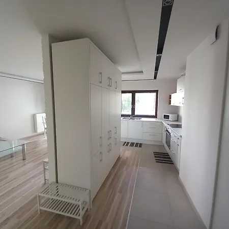 Solaris Park Z Basenem Apartment