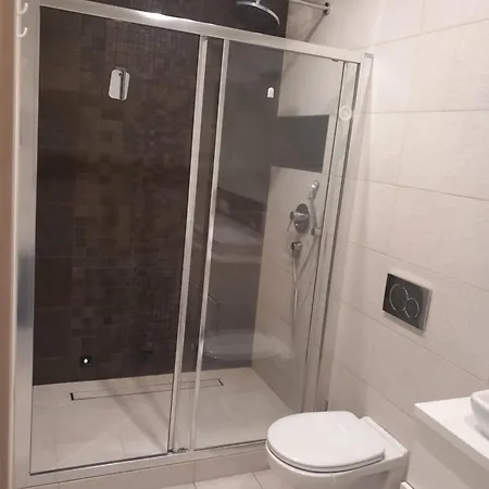 Apartment Solaris Park Z Basenem Lodz